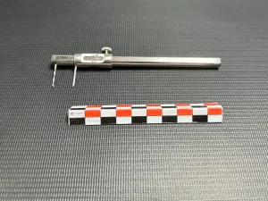 Calibre mini pie de rey